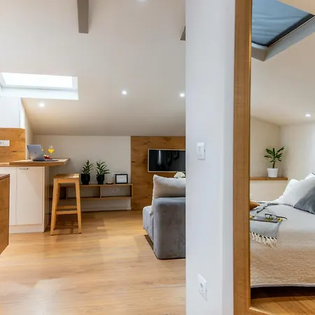 Luxe Mr.m * بولا